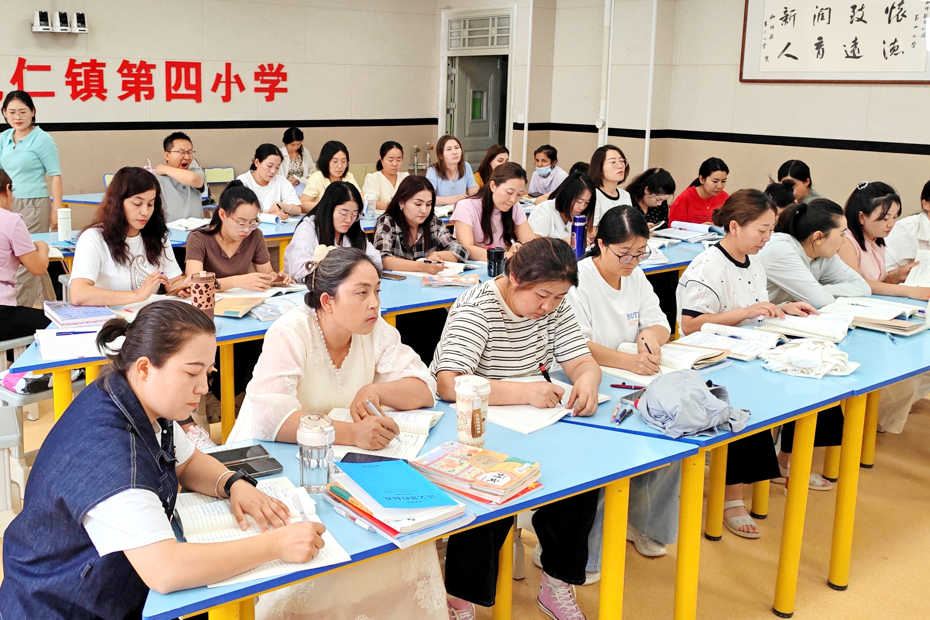 18-语文教师组培训学习.jpg